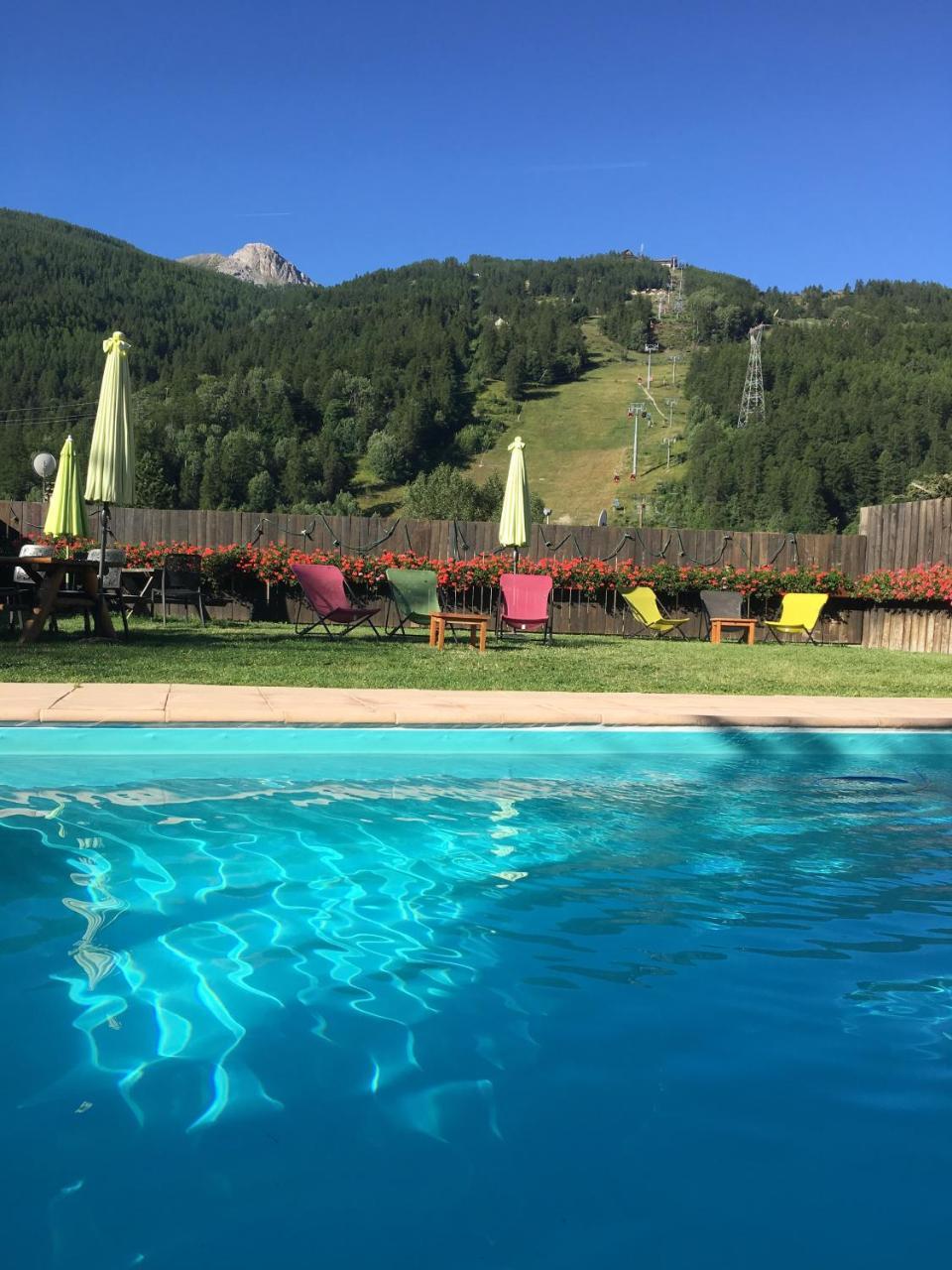 Hotel Plein Sud Serre Chevalier Exterior photo